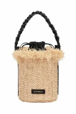 Borse A Tracolla Coccinelle Bags.. Beige -Coccinelle Negozio Di Vendita 0f5f014534686d0a6d48af06710f7d39