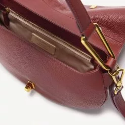 Coccinelle Magie Soft Medium Garnet Red -Coccinelle Negozio Di Vendita E1PQR180301 R77 2